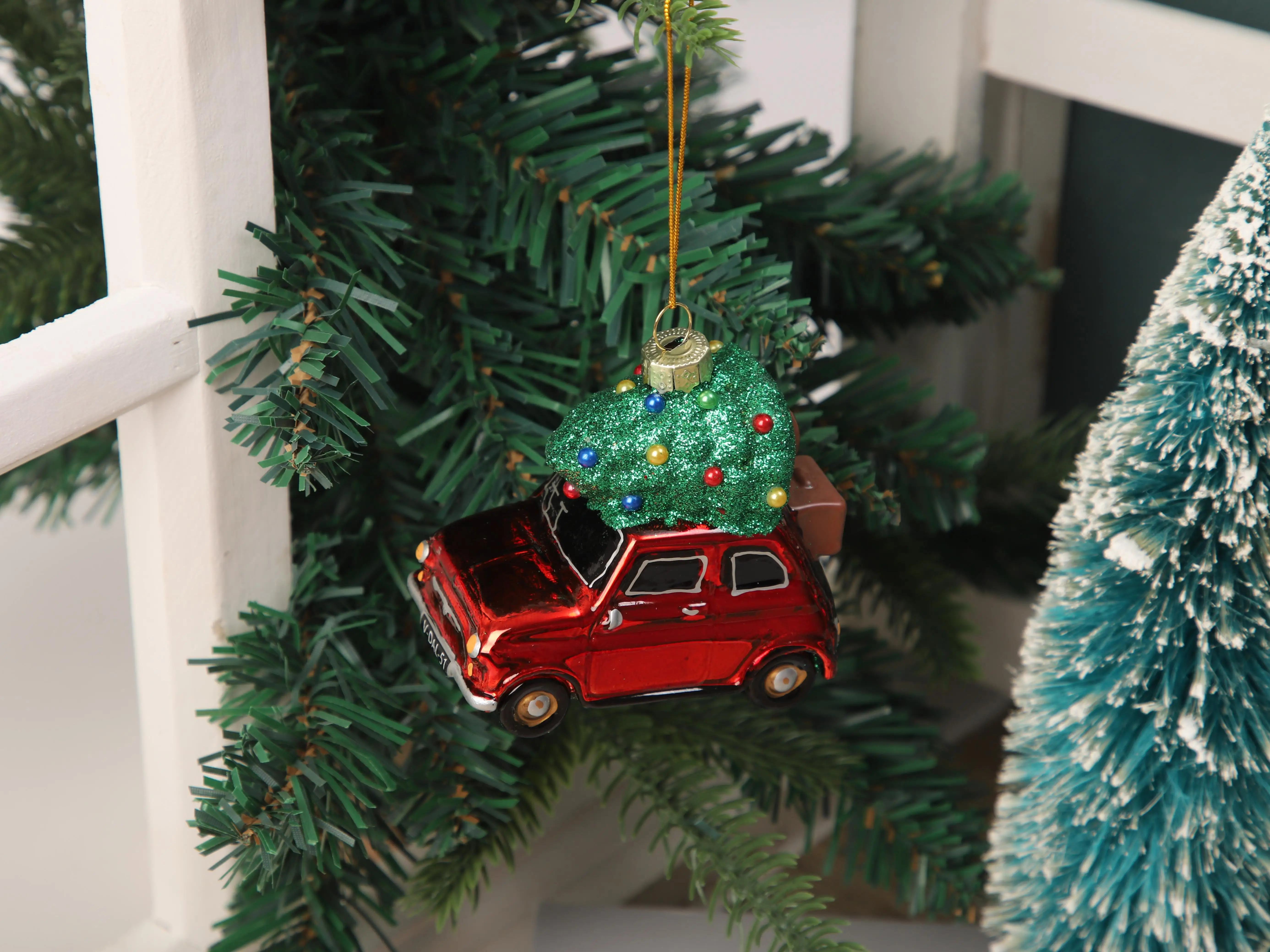 Украсьте свой дом нашей уникальной стеклянной елкой ручной работы — дизайн «Красная машина» декоративные украшения для интерьера