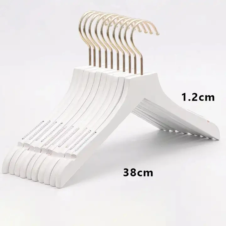 High-Grade Solid Wood Luxury Shop Hanger Natural Boutique Gold Accessories Custom Hangers For Clothes Coat Hanger for Store