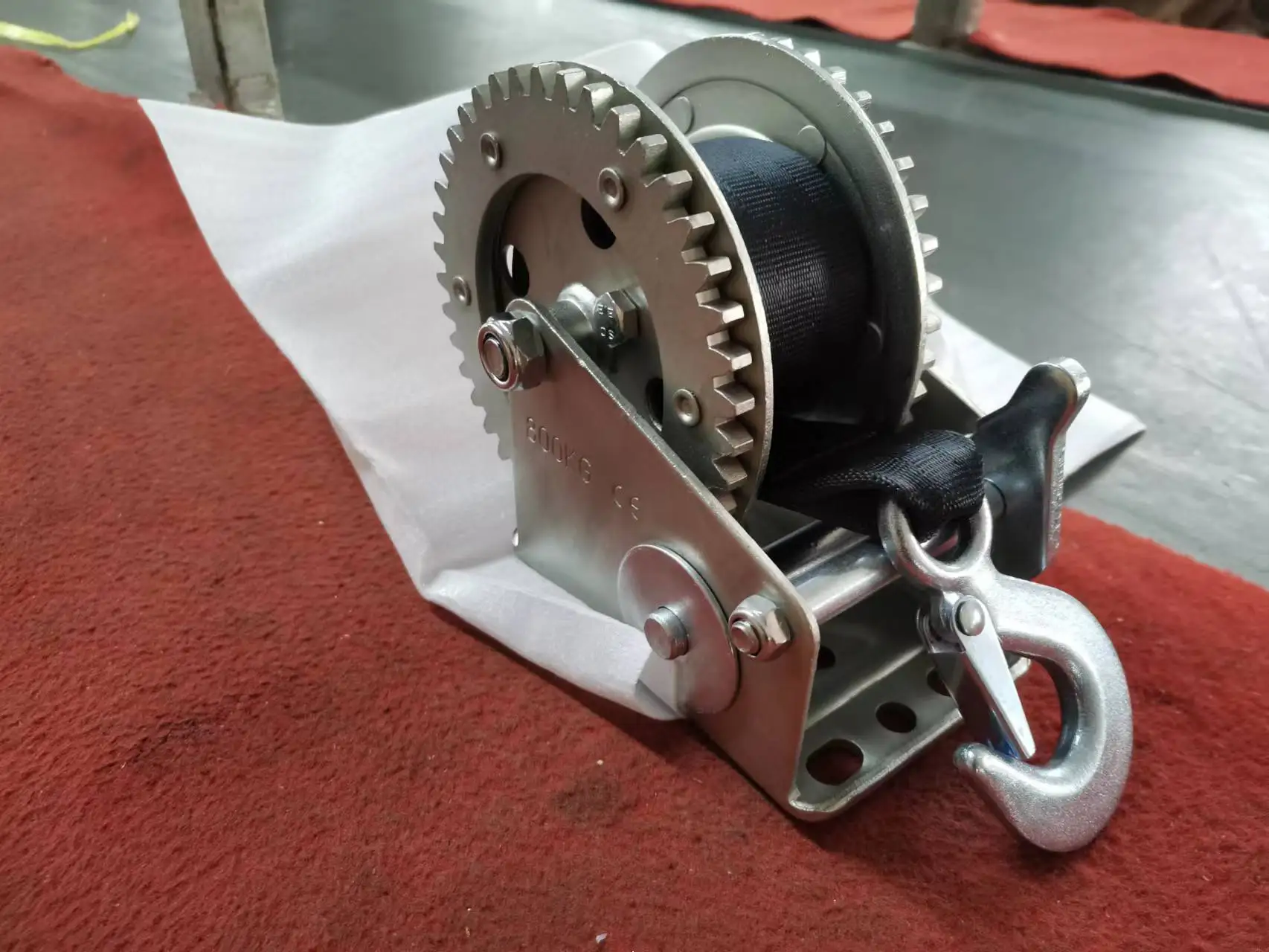 Winch Producer  800KGS 1760LBS Light Duty  Double Gear Hand Winch Trailer Winch  With Webbing Strap 1 speed Zinc Plated