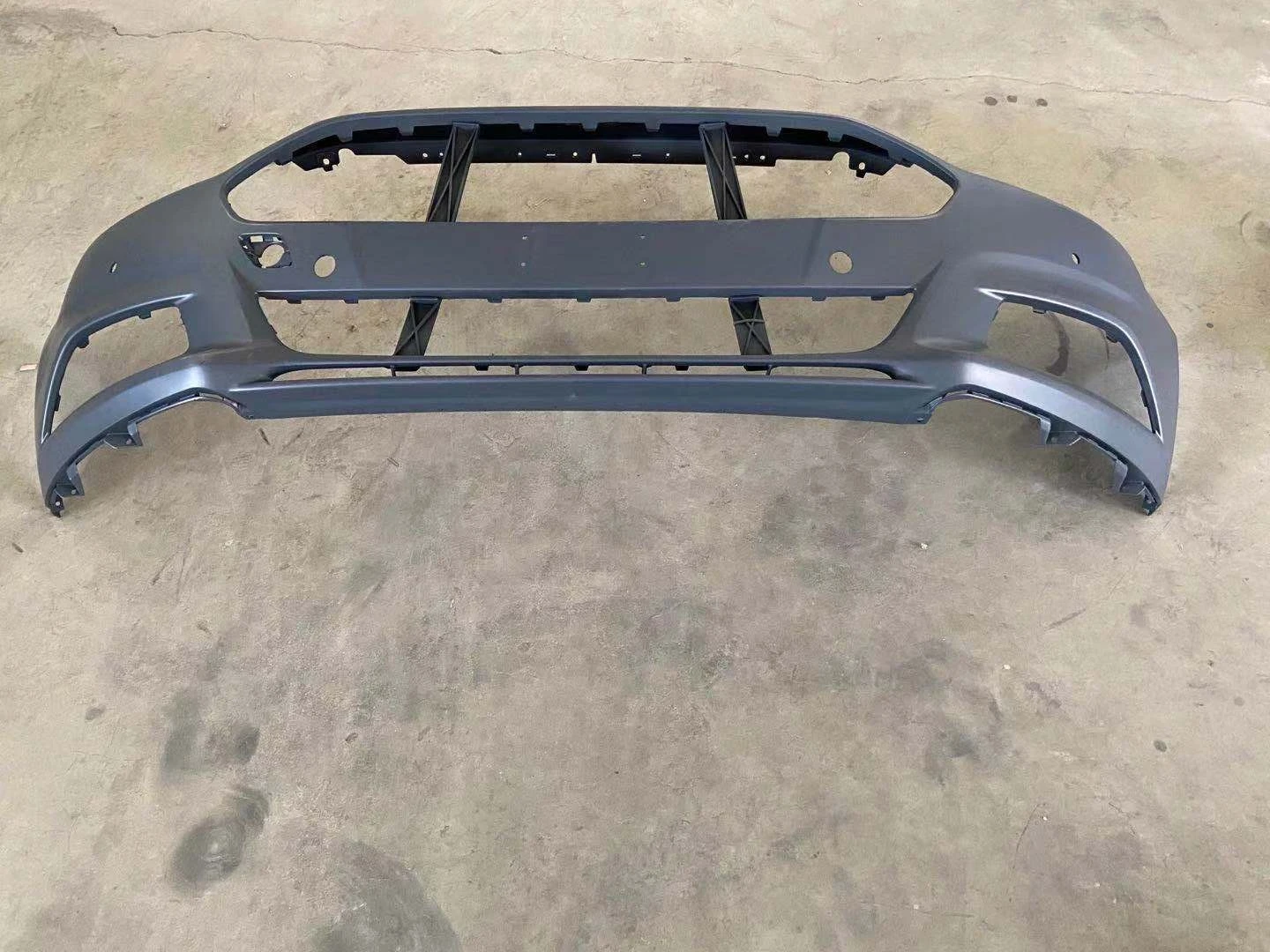 CAR BODY KIT /AUTO PARTS FRONT BUMPER   FOR FORD FUSION  2017 2018  DS73-17757-TAW