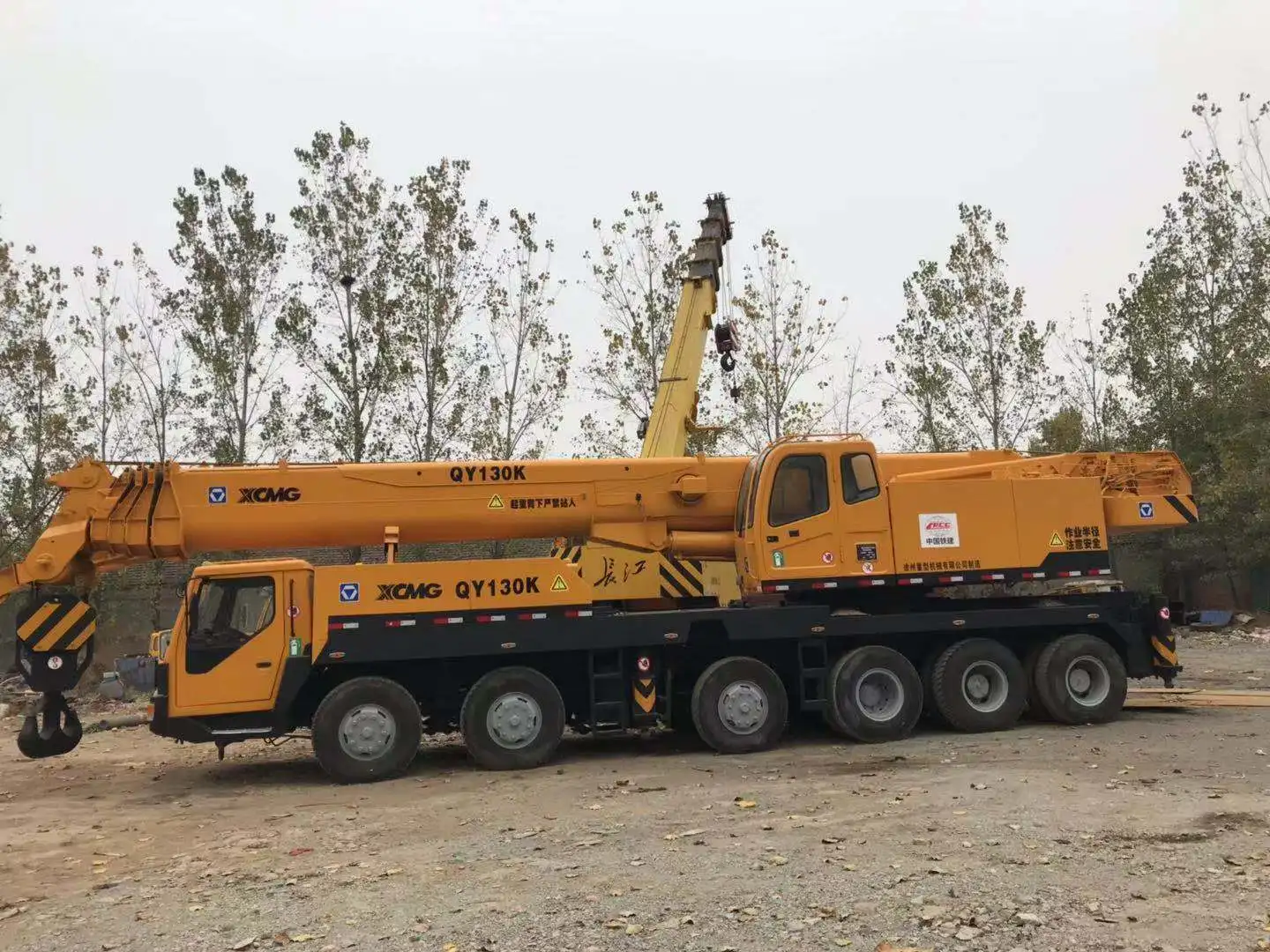 XCM-G Six Axles Chassis 130ton Lifting Weight Truck Crane For Sale