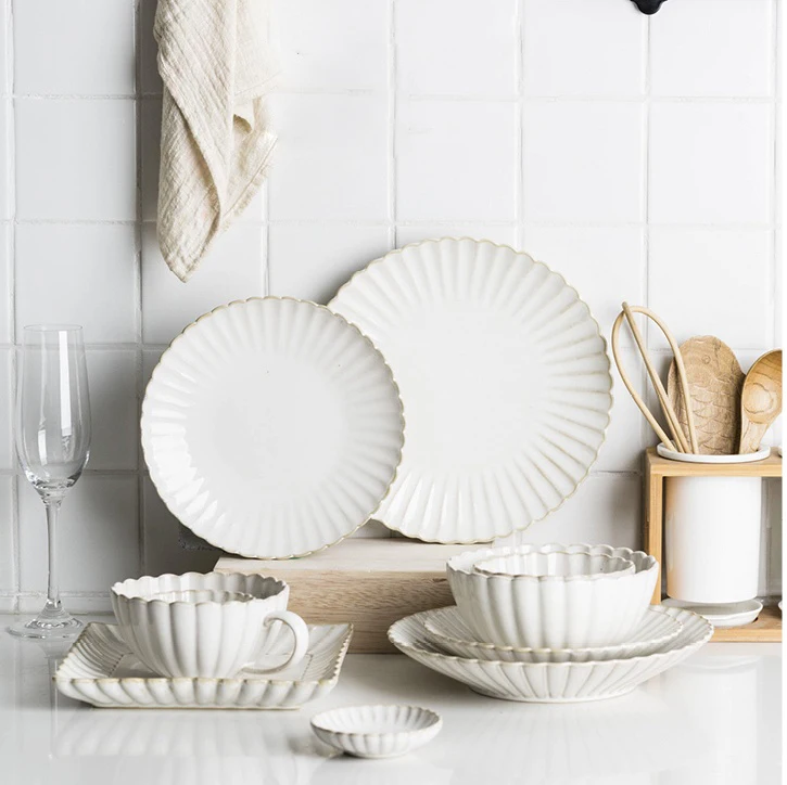 MONAZONE Antique Chrysanthemum Dish Ceramic Dishes Dinnerware Set