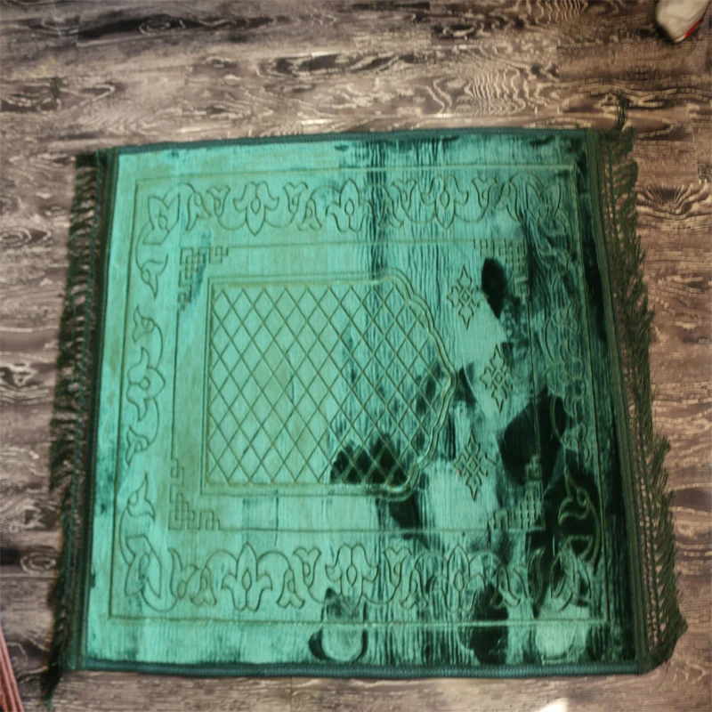 Customized Turkish Pakistan Islam Worship Carpet Muslim Mosque Masjid Embroidered Prayer Mat