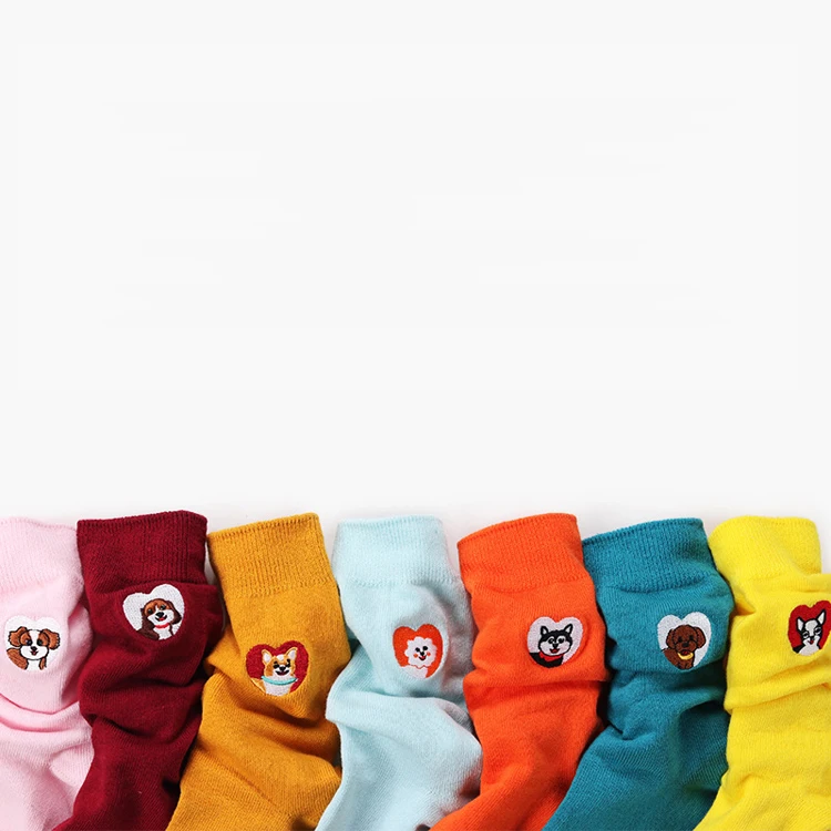 Wholesale Colorful Embroidery Animal Crew Happy Socks Women Wholesale Fashion Cotton Cute Dog Socks