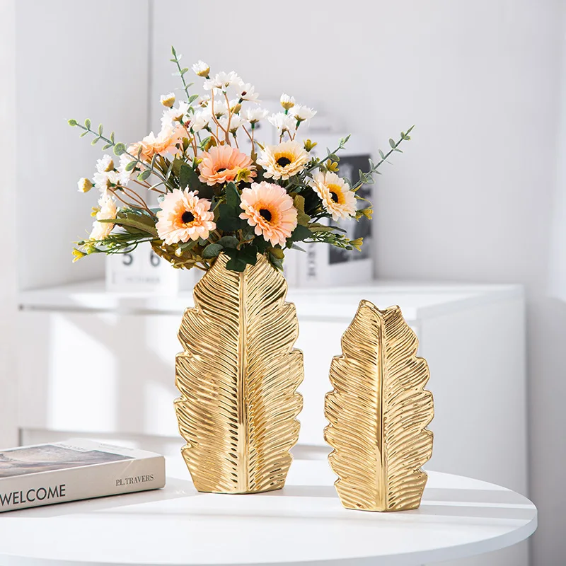 Naturix Best Seller Creative Modern Luxury leaf shape gold ceramic vases white vase with gold leaf