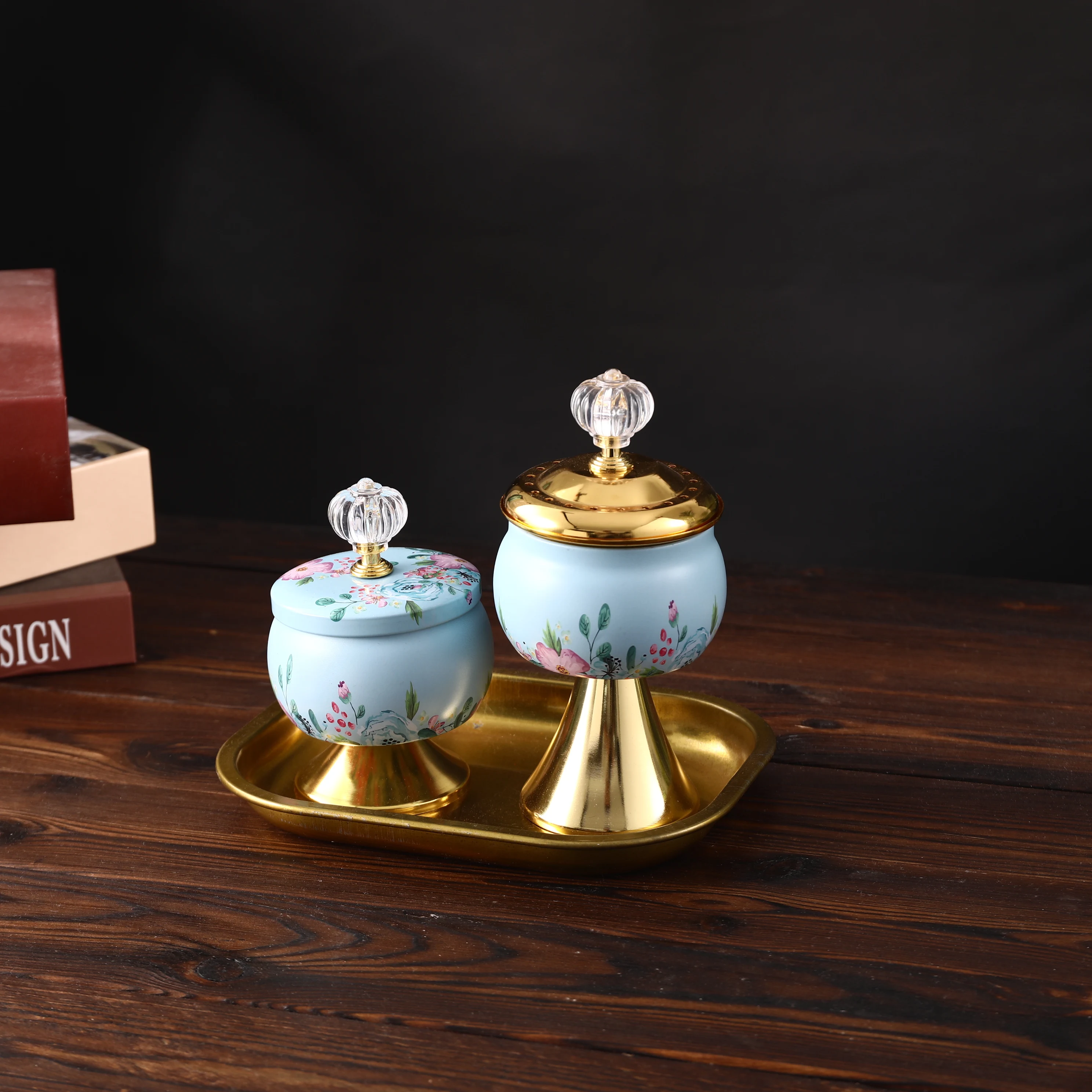 Поджигатель арабского бахоора с подносом