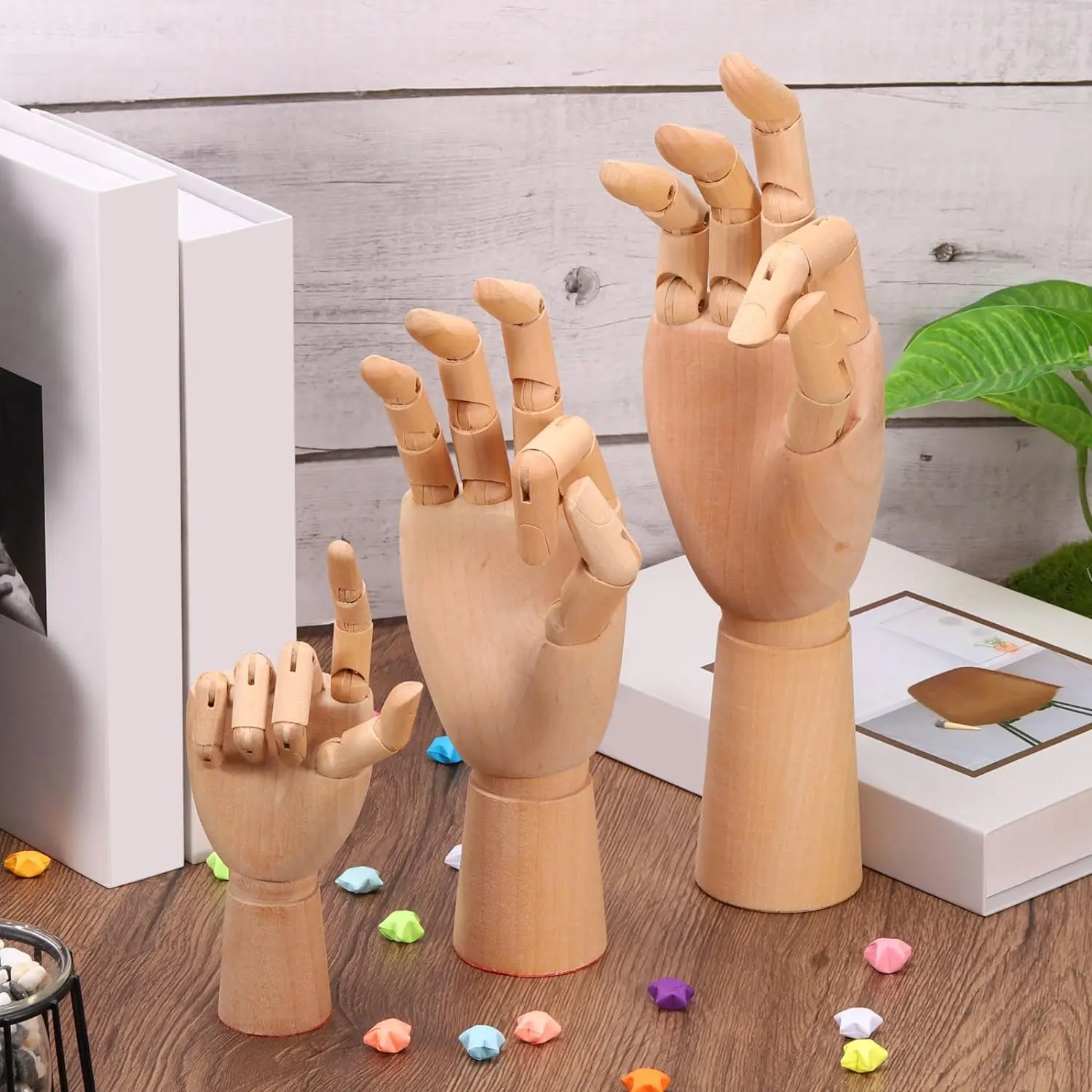 Flexible Wooden Hand Model 12 Inches Men Right Hand Model for Sketching Drawing Painting Home Office Desk Decoration