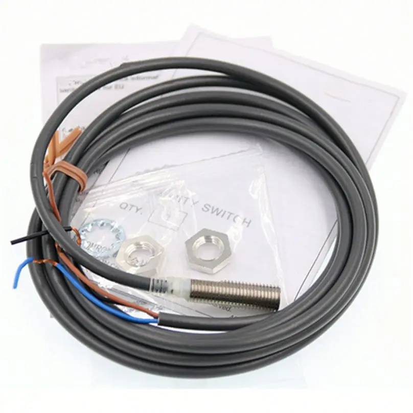 E2K-F10MC2 2M capacitive proximity switch