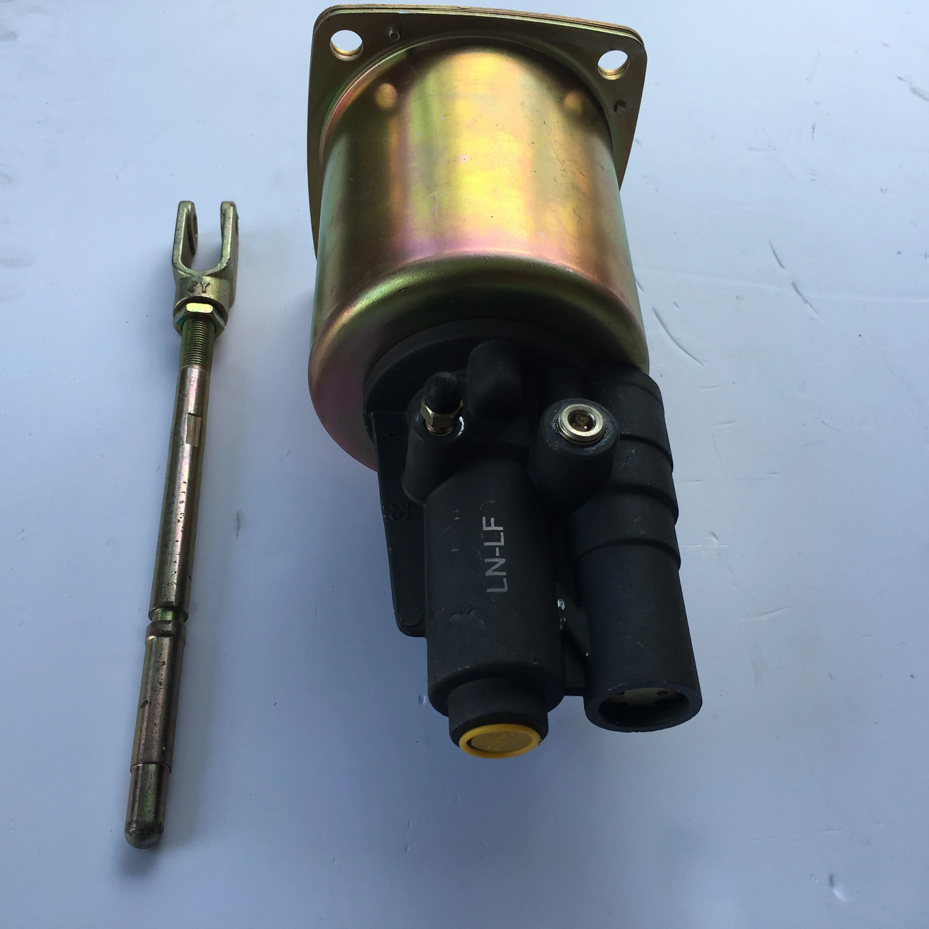 Selling high - quality auto parts and clutch booster always become aolong