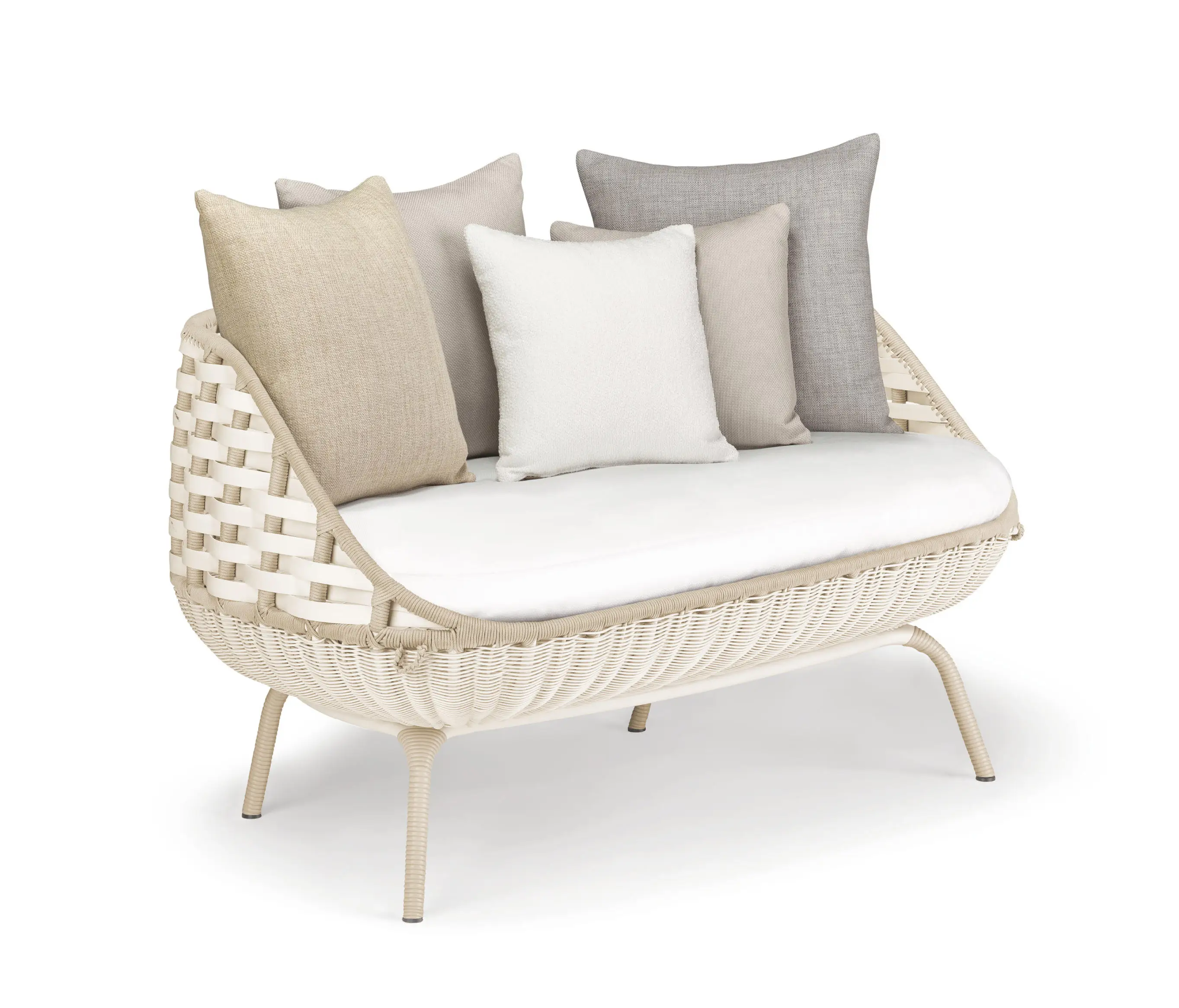 Popular Style Round Aluminum Frame Sofa Set with PE Rattan Weaving Hotel Garden Used Rattan Round Outdoor Furniture