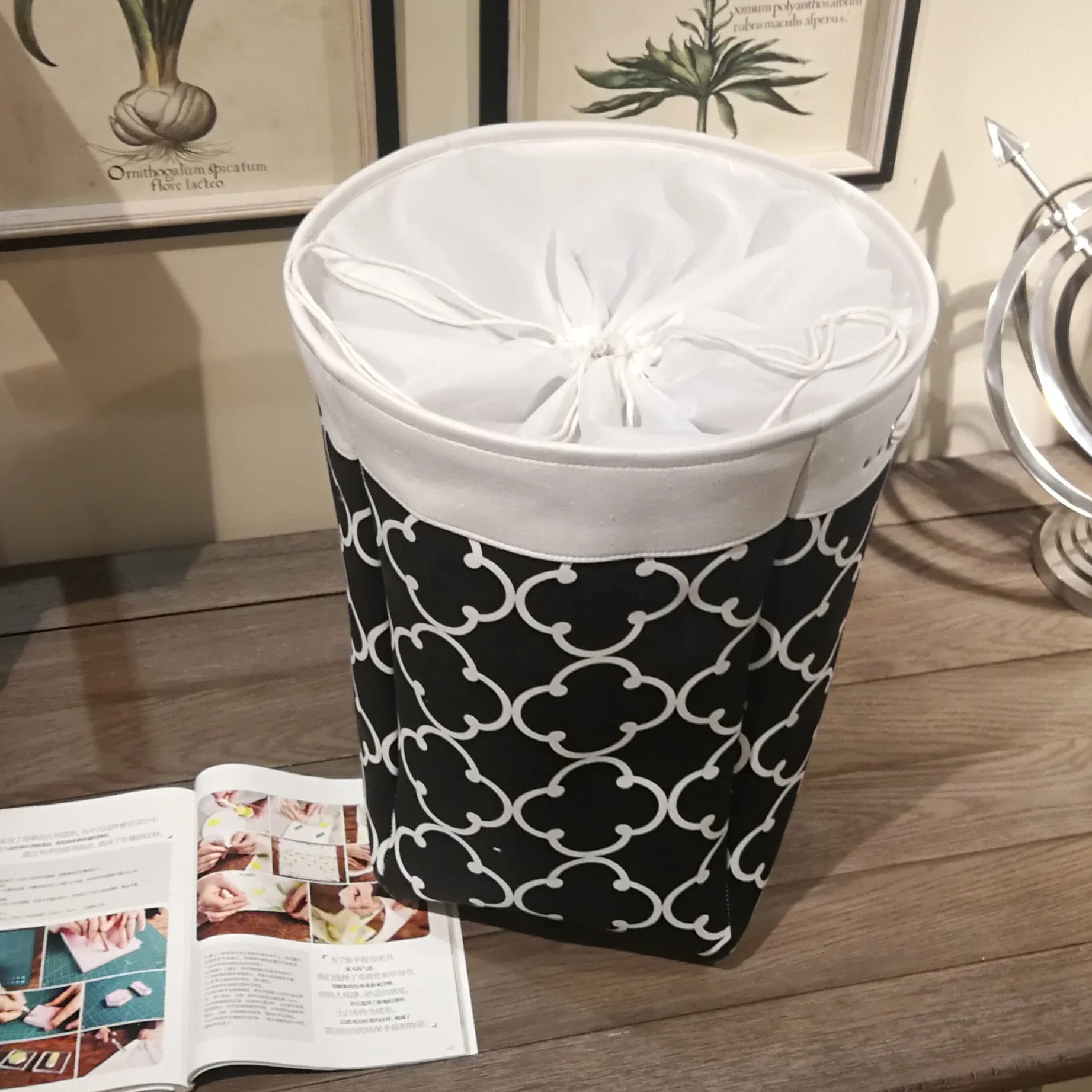 customizable high-quality color Geometric patterns bedroom storage basket laundry for home with match color lining