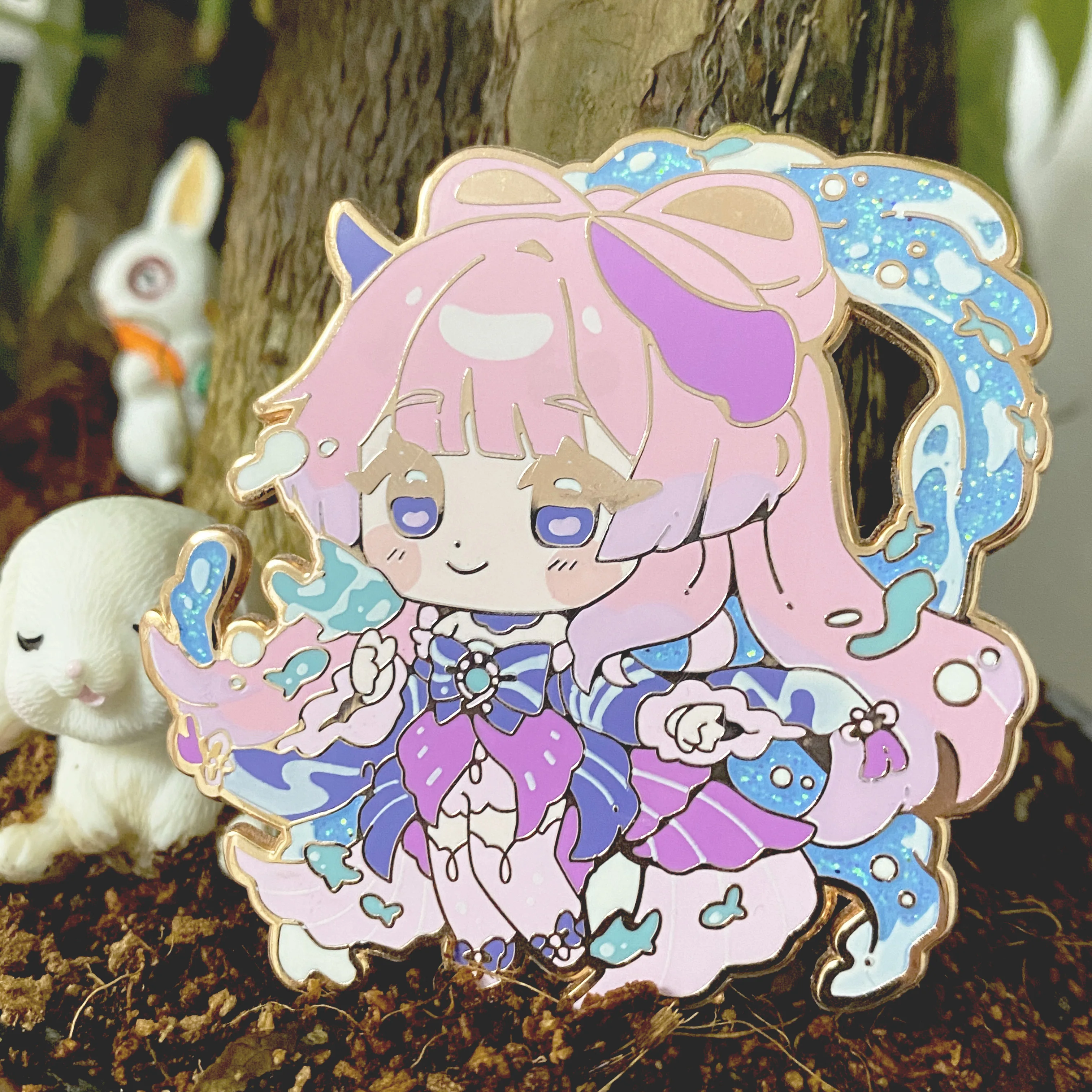 High quality cartoon anime girl custom  badge black nickel metal gradient printed enamel pins