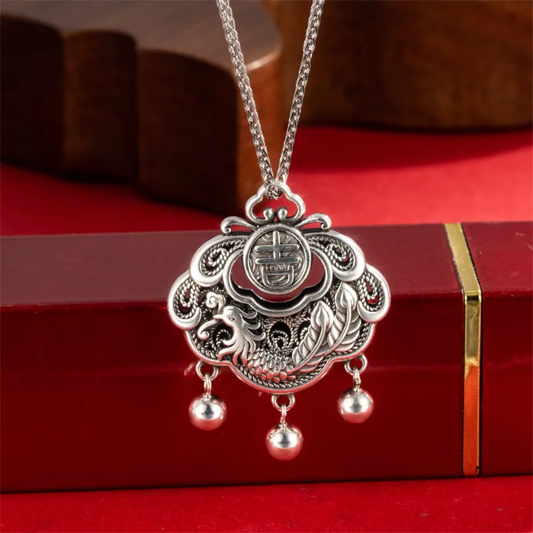 Chinese style s999 silver ancient style auspicious Phoenix lock pendant retro Xiangyun hollowed out Ruyi peace lock