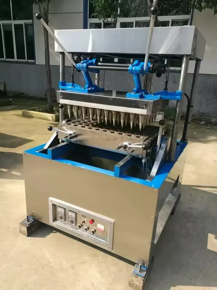 Commercial Semi Automatic Soft Waffle Ice Cream Cone Wafer Making Machine / Edible Waffle Coffee Cone Cup Maker