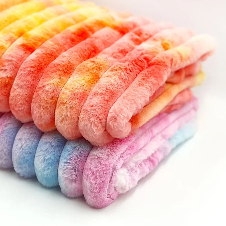 Designer custom rolls baby blankets Knitted 100% Poly rainbow furry skin rabbit tie dye stripe faux fur plush fabric