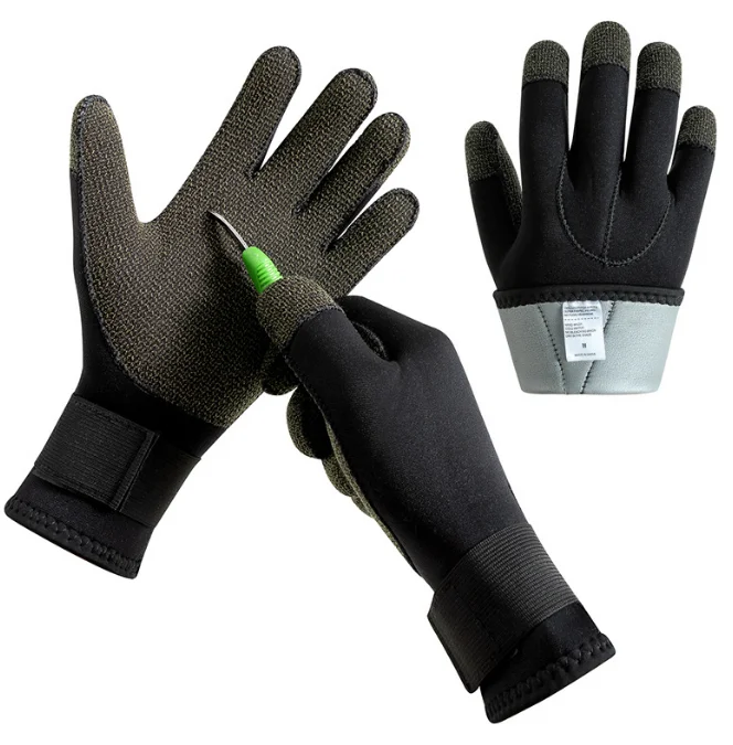 New custom-designed cut-proof, stab-resistant neoprene  diving gloves