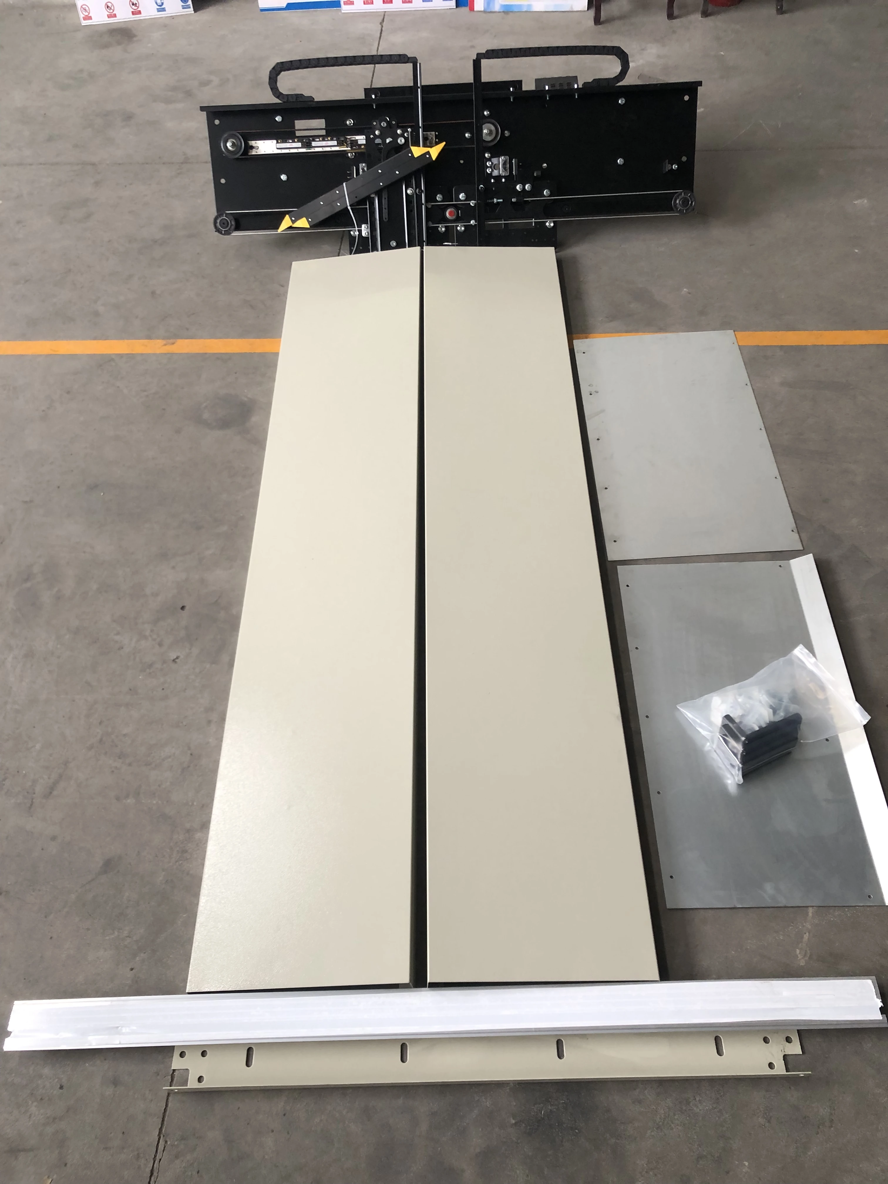 Zowee 700mm 800mm complete set elevator cabin door for hotel elevator elevator Interior door automatic car door