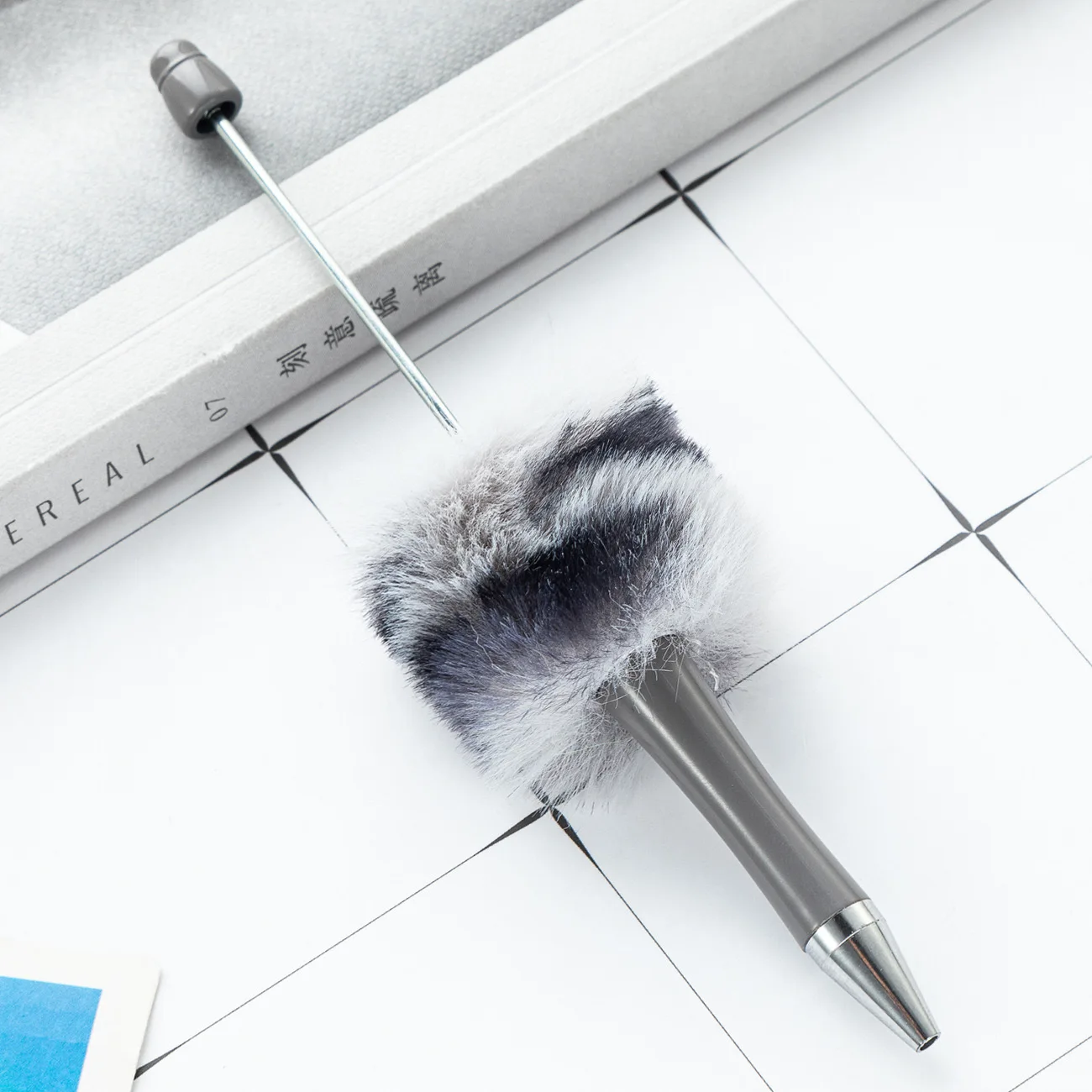 Cross border new cute plush ball bead pen multi-color plush ball bead pen gradient plush ball bead pen