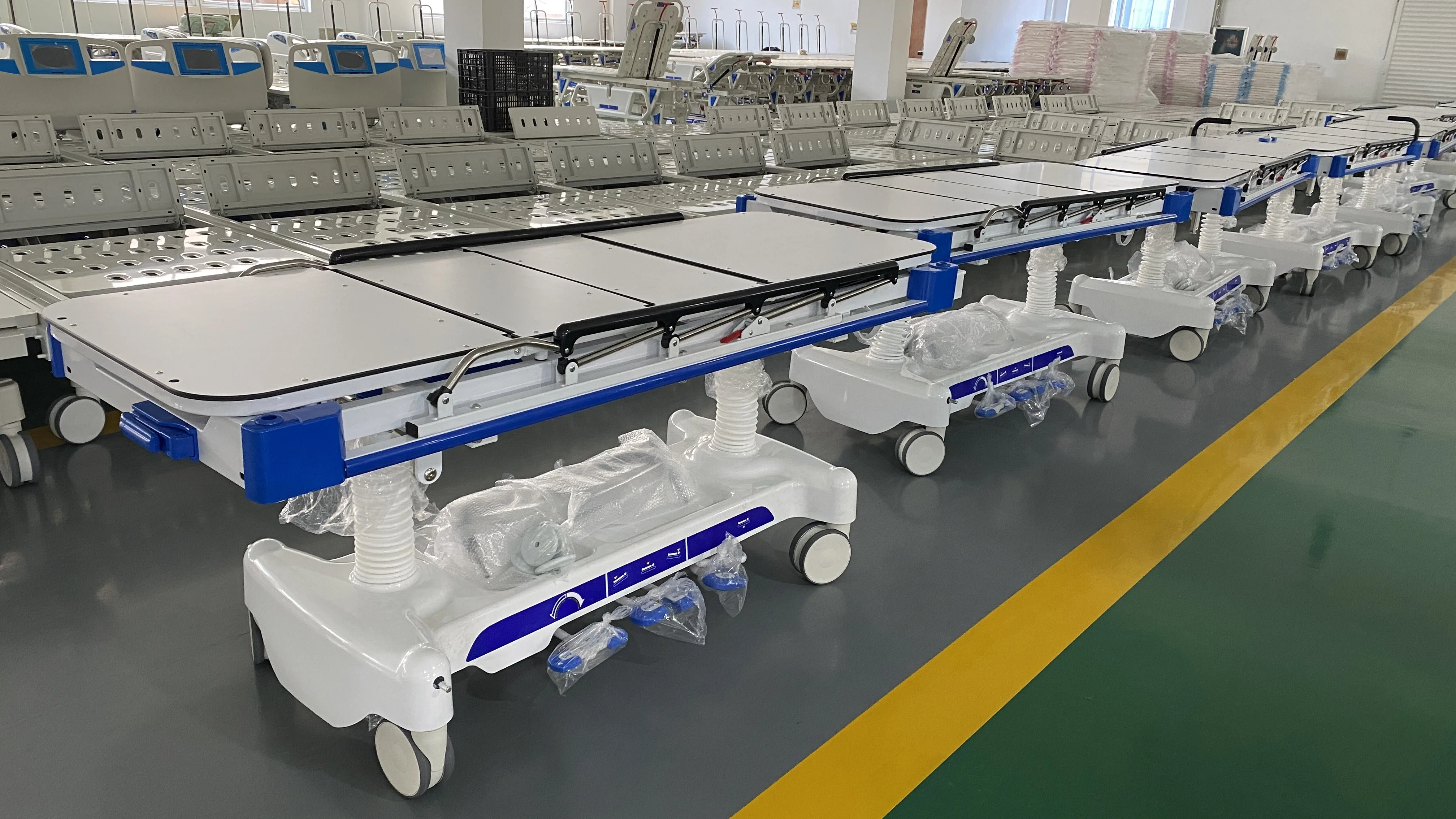 Factory Wholesale Prices Multi Function Hydraulic Medical Emergency Patient Ambulance Transfer Stretcher Trolley
