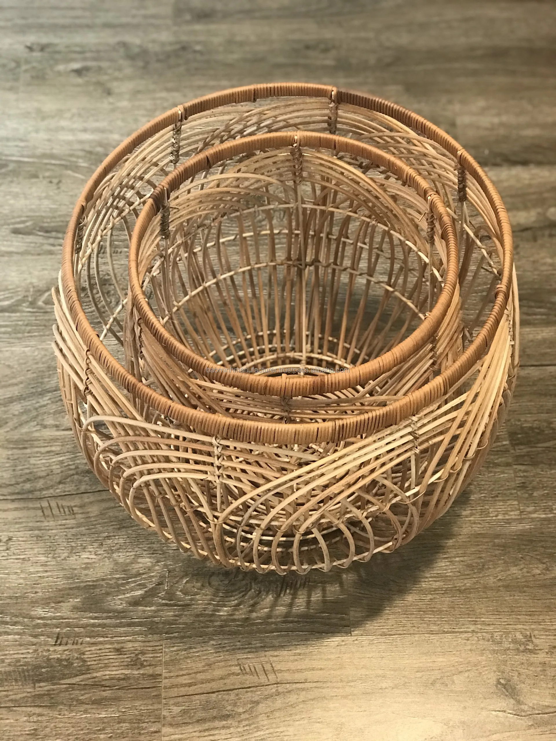 Rattan basket 11.3.jpg
