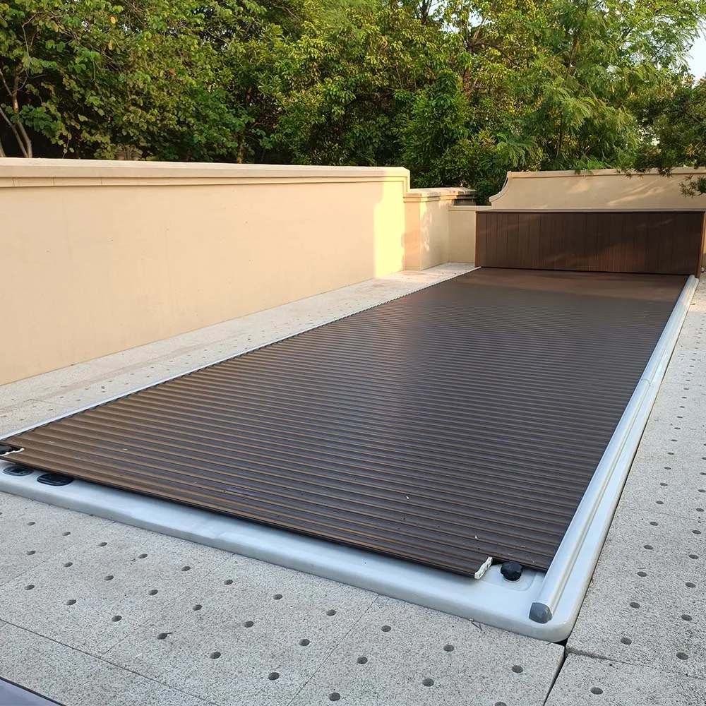 Recommended electric rolling curtain pool cover aluminum alloy foam thermal insulation UV pool cover