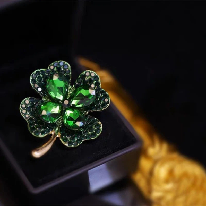 Luxury Design 18k Gold Plated Large Rhinestone Brooch Pins Clover  Brooch Women  Channel Brooch Pins