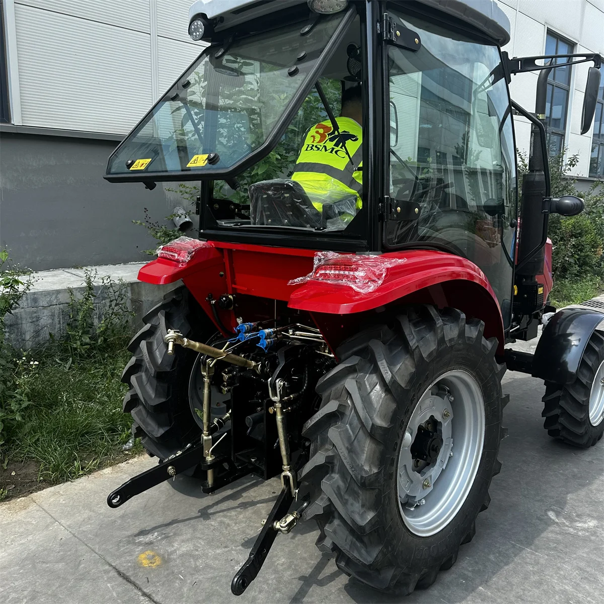 Popular lowest price 4x4 Micro small tractors for agriculture mini tractor price Nepal for hire