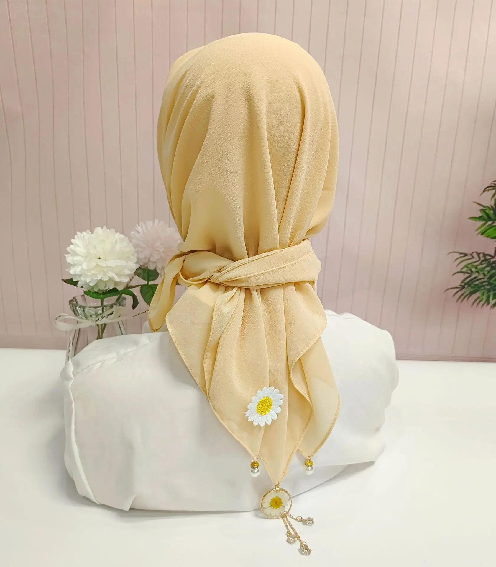 Wholesale Muslim Instant Hijab Ready To Wear Islamic Shawls Turban with Flowers Scarfs Chiffon Head Wrap