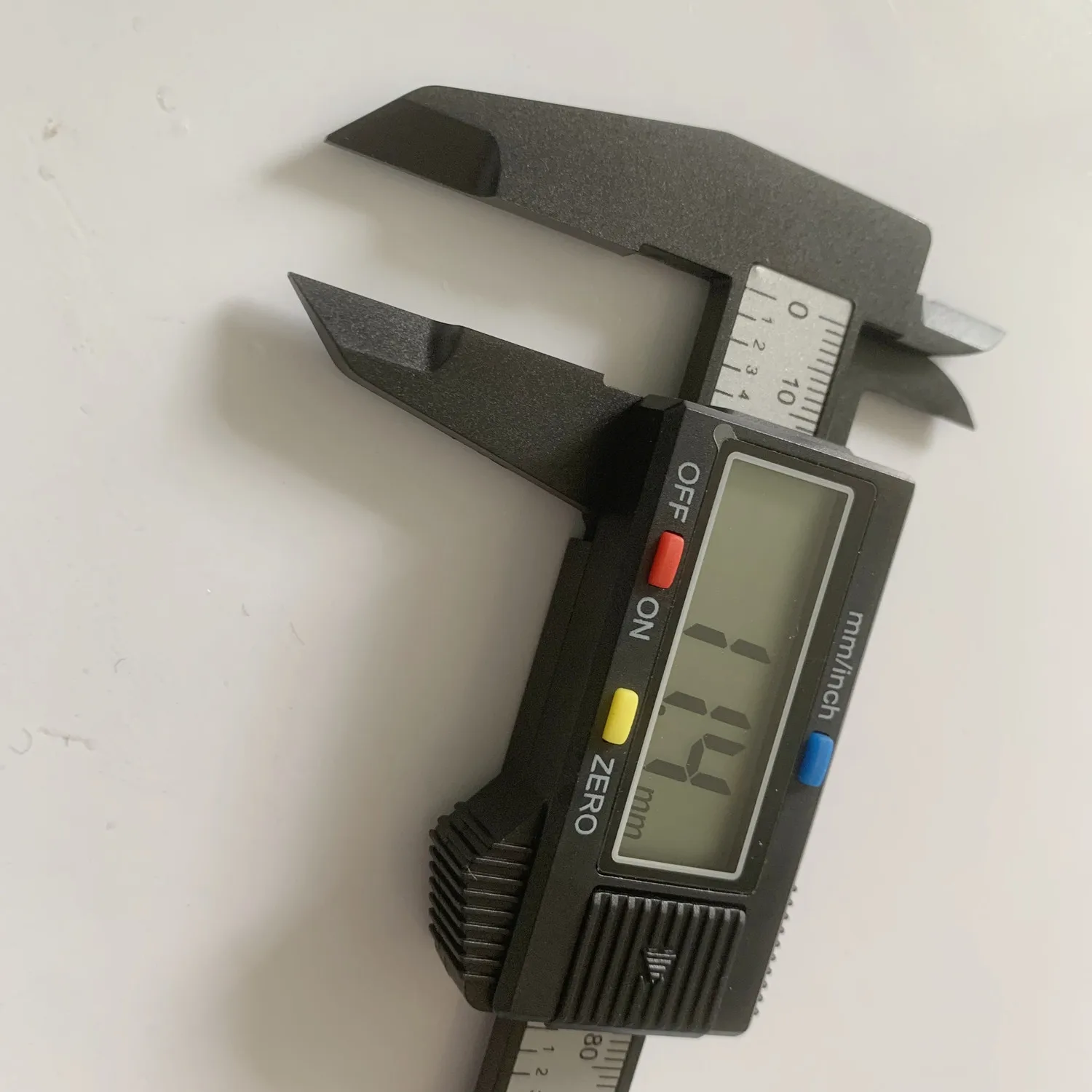 Vernier Caliper Support Customization OEM Black Electronic Digital Display Caliper With Cheap Price