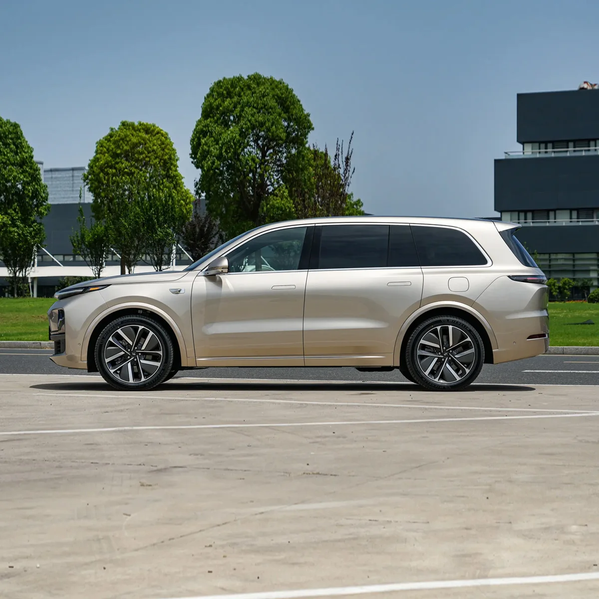 2024 Lixiang L9 ультра новый автомобиль для взрослых внедорожник Max Pro China EV 7 мест большой Гибридный