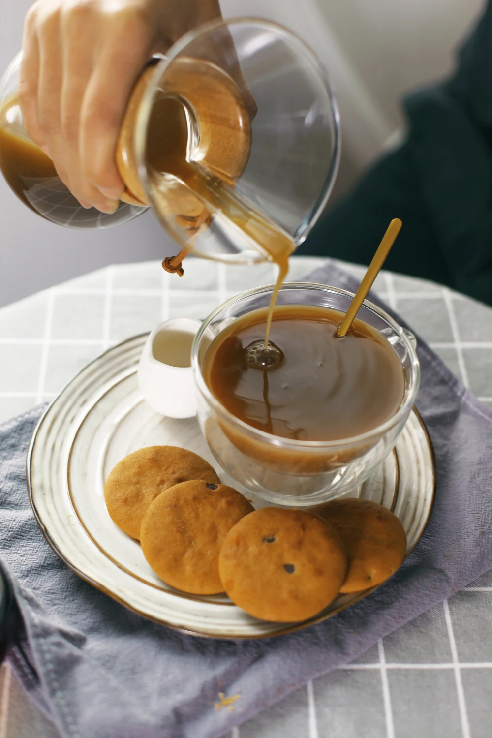 Chinese factory professional  borosilicate pour over coffee maker siphon coffee handblown  teapot transparent glass coffee pot