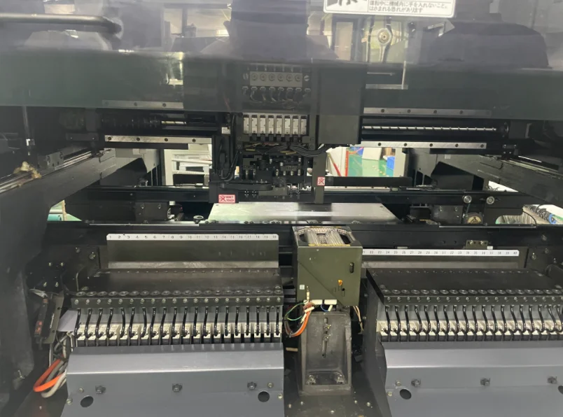 Second-hand High Quality SMT YAMAHA YV100xg Pick and Place Machine