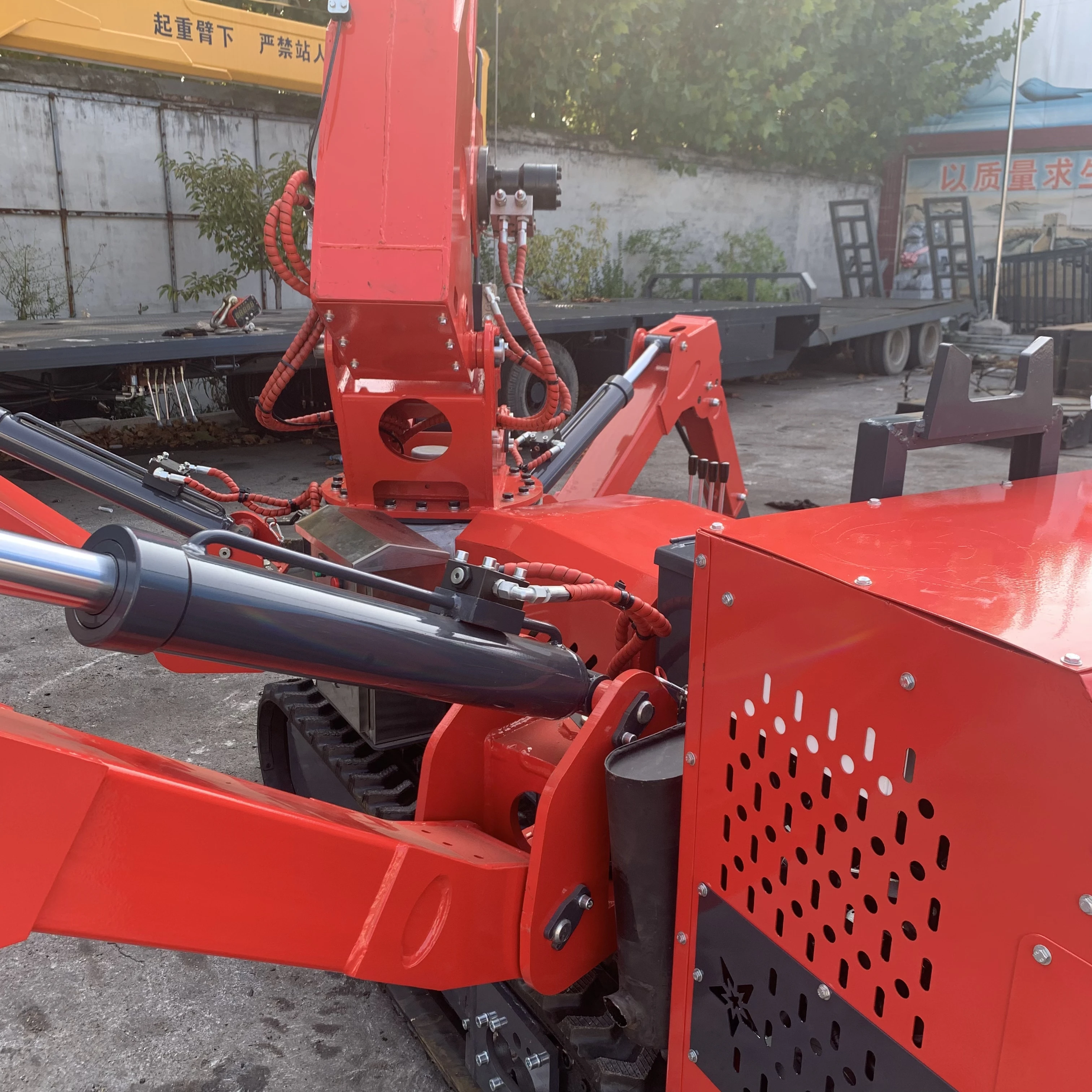 China Diesel Engine Drive Electric Spider Cranes Hydraulic Mobile Spider Crane 3 Ton Telescopic Small Price Mini Spider Crane