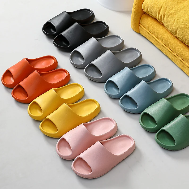 
Fashion Men Slippers Thick Platform Slippers Mute EVA Soft Indoor Home Slides Non-slip Summer Beach Sandals 