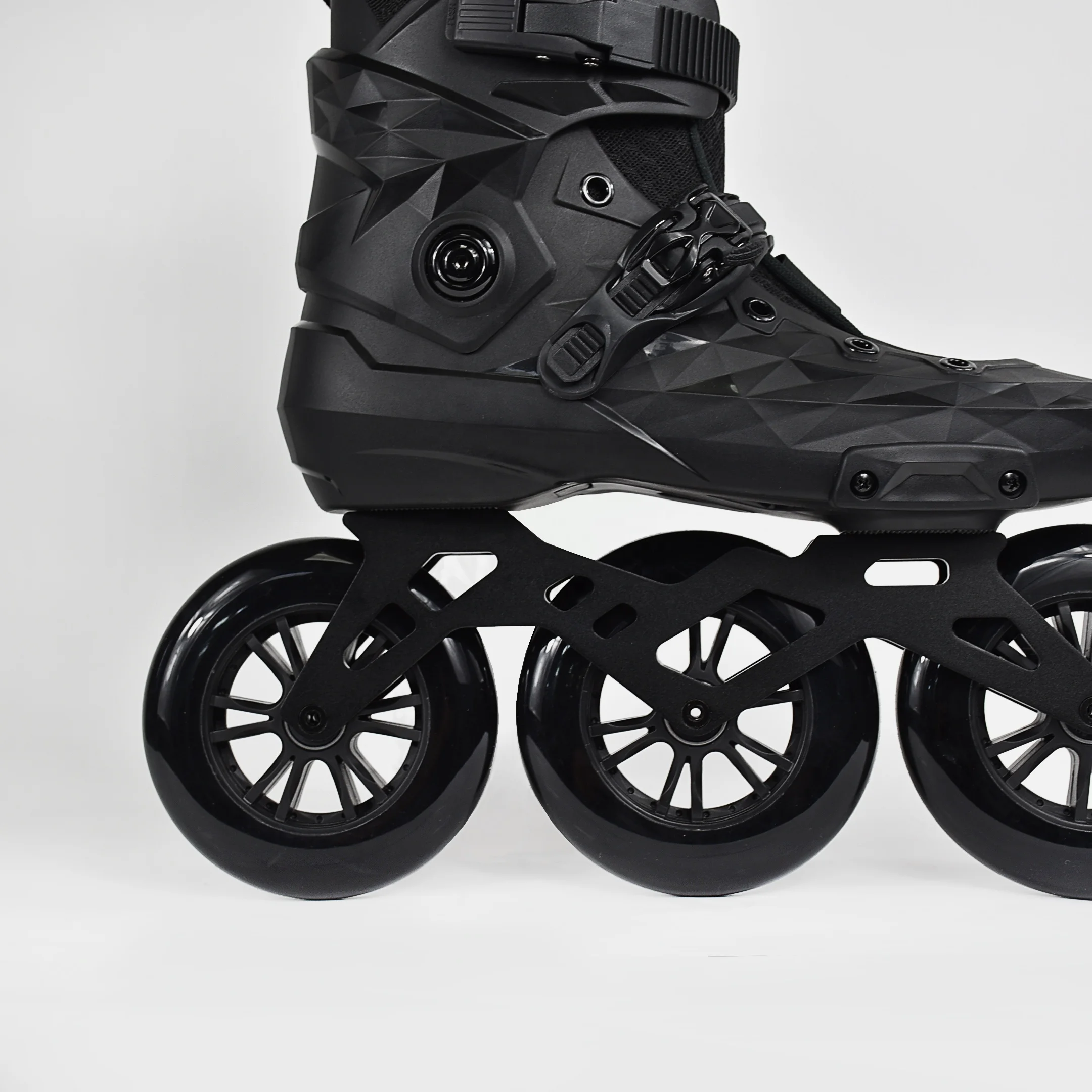 Customized 3 125mm Wheels Inline Roller Skates Adults Slalom Inline Skates Shoes