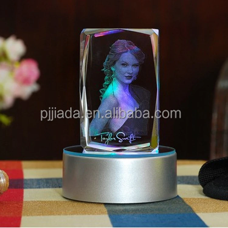 3d blank laser inside engraving crystal cube with round Rotate led base for wedding return birthday gift ornament sale