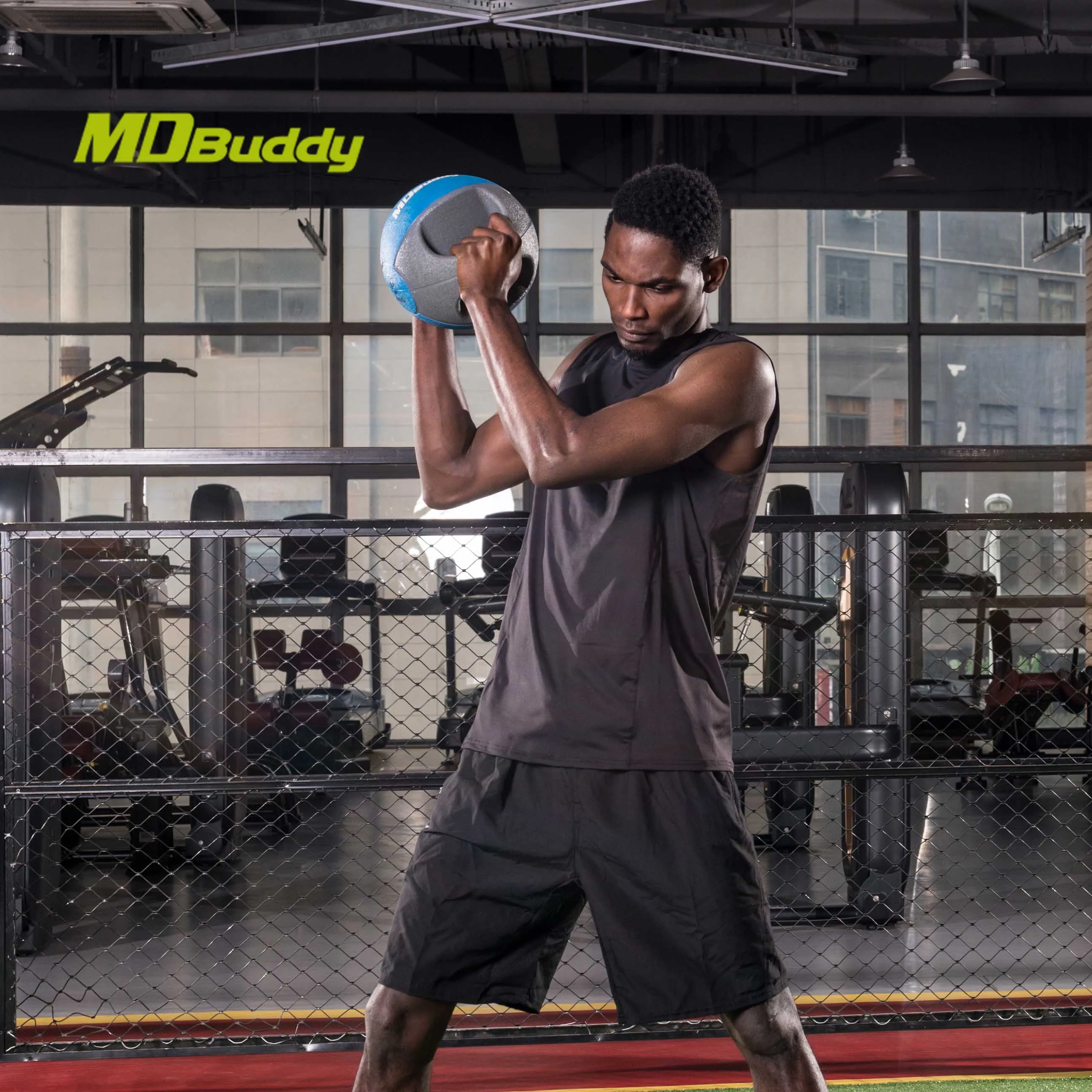 MDBuddy Custom Eco-friendly Rubber Double Grip Exercise Medicine Ball with Handles Weighted Ball for Abs