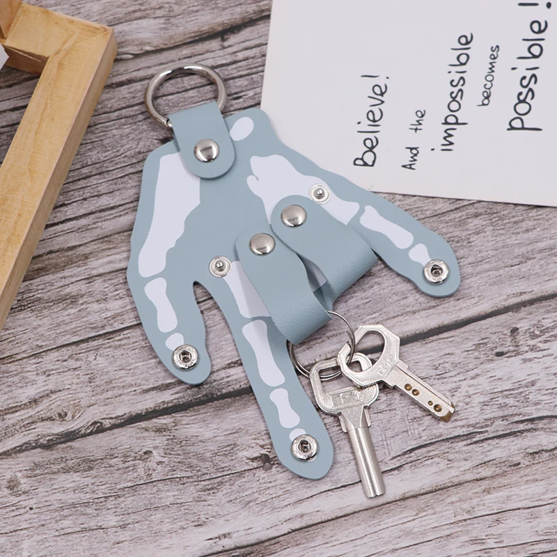Spooky Skeleton Finger Keychain Halloween Finger PU Leather Keychain Christmas Key Holder Pendant Keychain