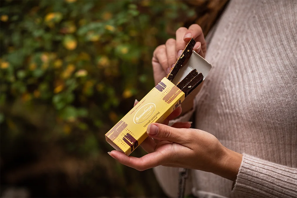 
Volshebnitsa Dark portioned chocolate with toppings (ginger, orange, lemon) 