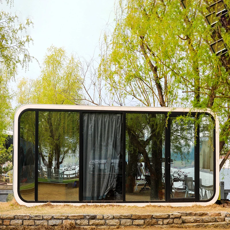 2024 Outdoor Office Pod Homes Prefabricated Modern Mobile Cabin Prefab House Capsule Home for Glamping