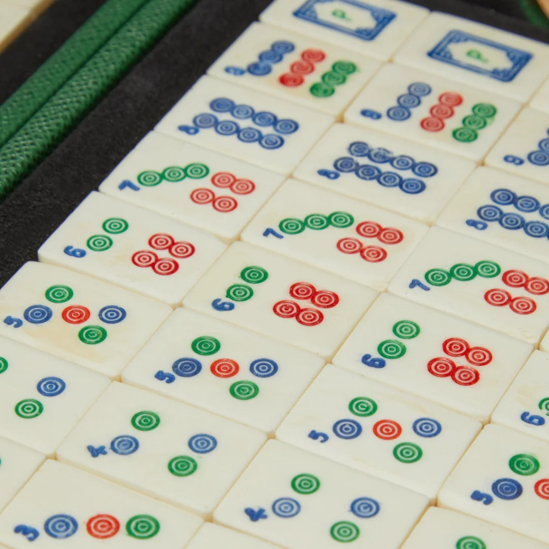 30mm Mini Travel Mahjong Box Pu Leather Ivory White American Mahjong Board Game Set Storage Case