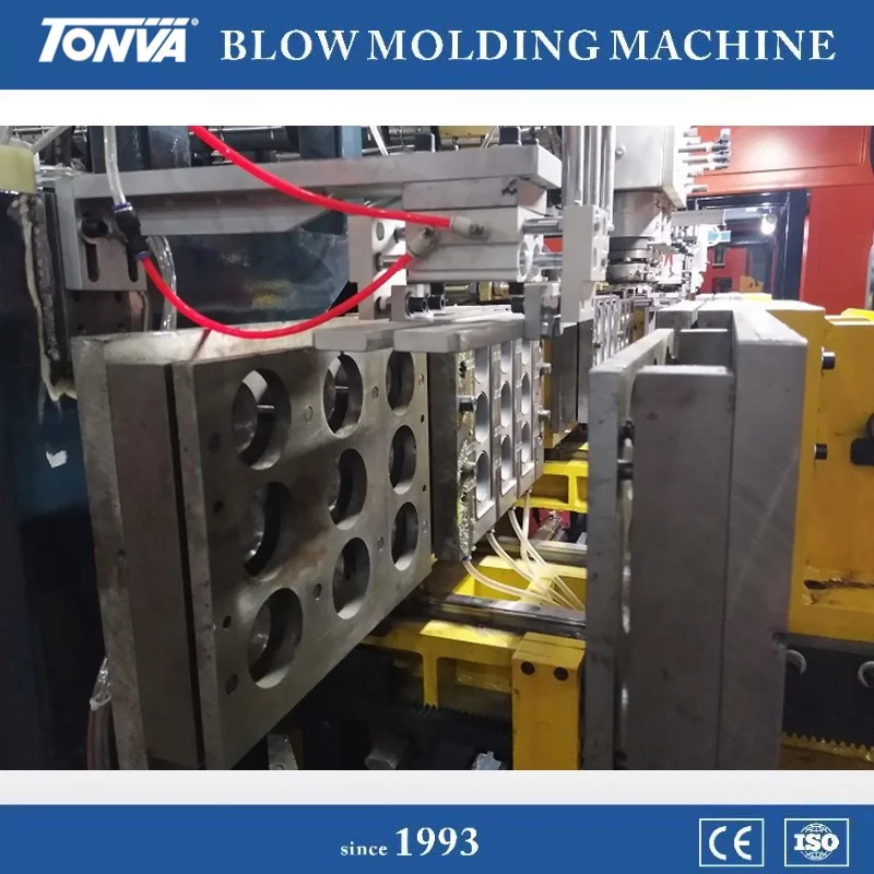 Automatic PE plastic sea ball blow moulding making machine
