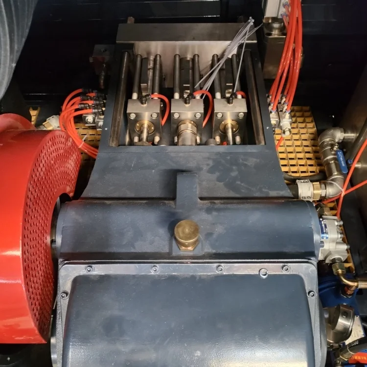 Oil Tank Cleaning Equipment high-pressure water roughening Pipe Cleaning Equipment ultrasonic cleaning machine