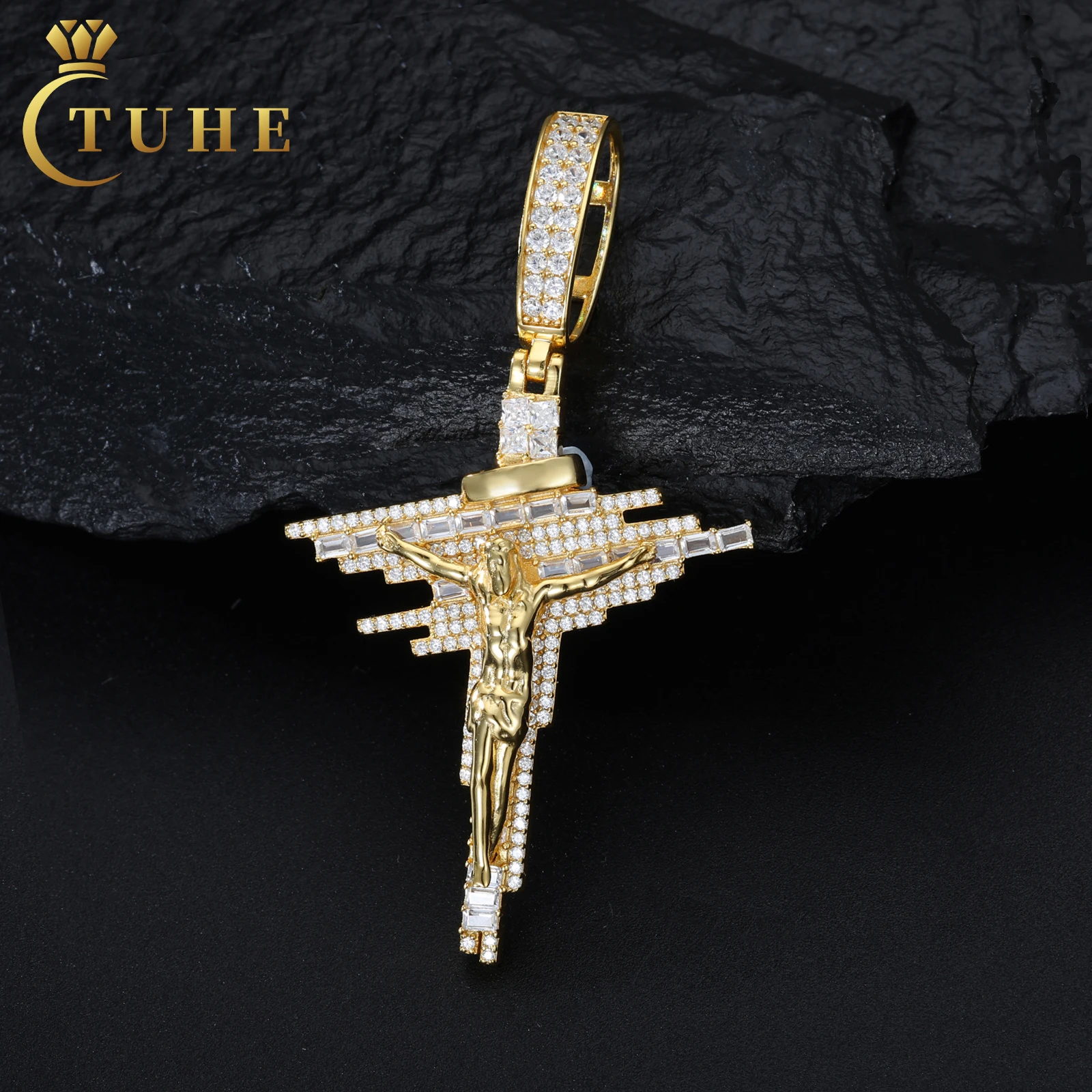 High Quality Christian Jewelry 925 Sterling Silver Baguette Moissanite Iced Out Crucifixion Jesus Cross Pendant