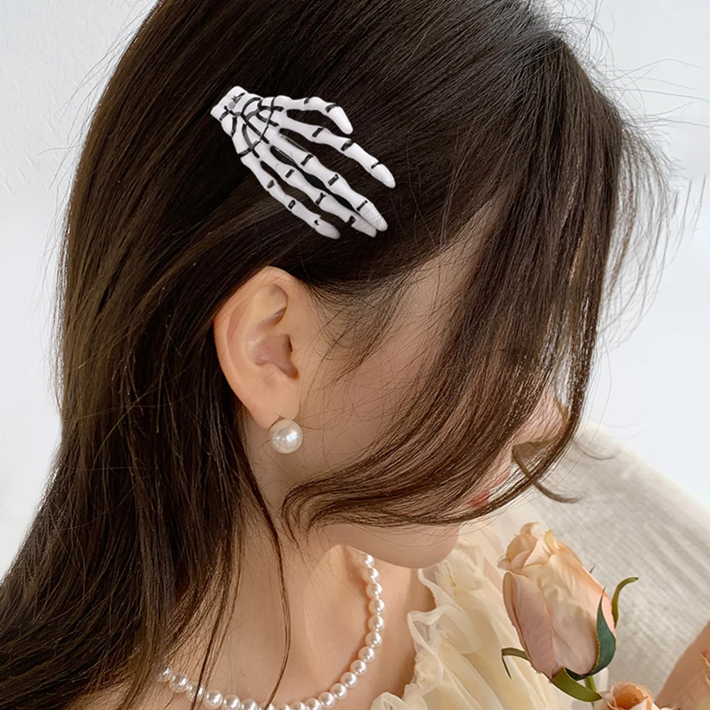 2023 Halloween Skeleton Hand Claw Hair Clip Hairpin For Party Hairgrips