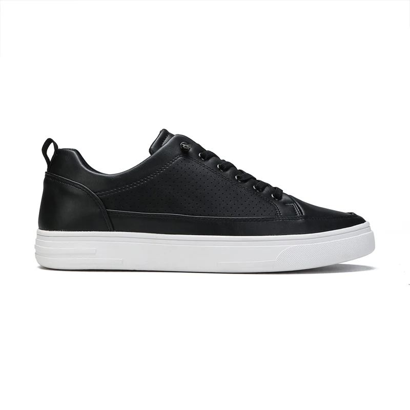 Italian Casual Sport Shoes Men Walking Style Lighted Skateboarding Shoes High Quality Sneaker For Men