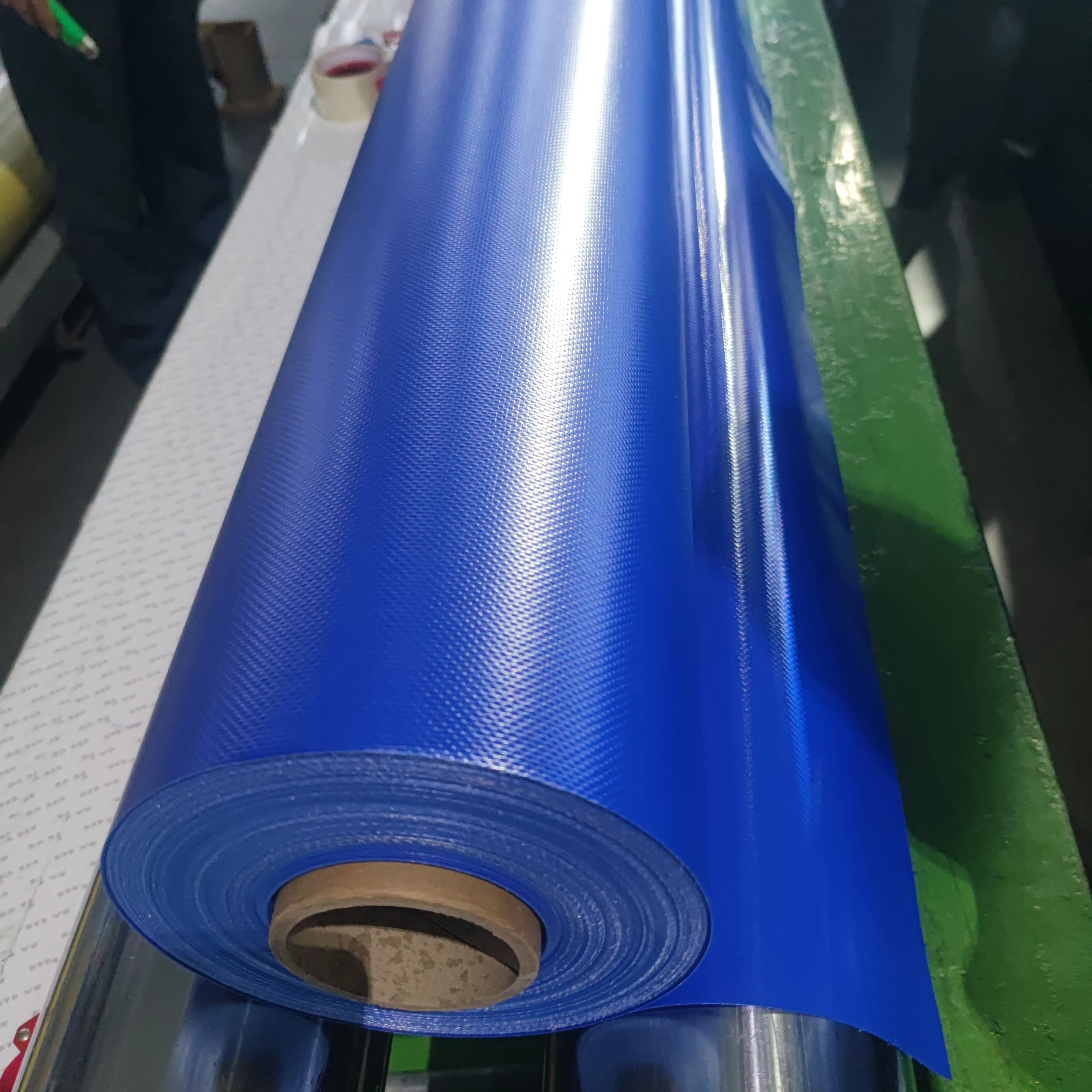 18oz Industrial Fabric Pantone 661C PVC Tarpaulin Cover Plain Style Vinyl Coated Fabric for Outdoor Use