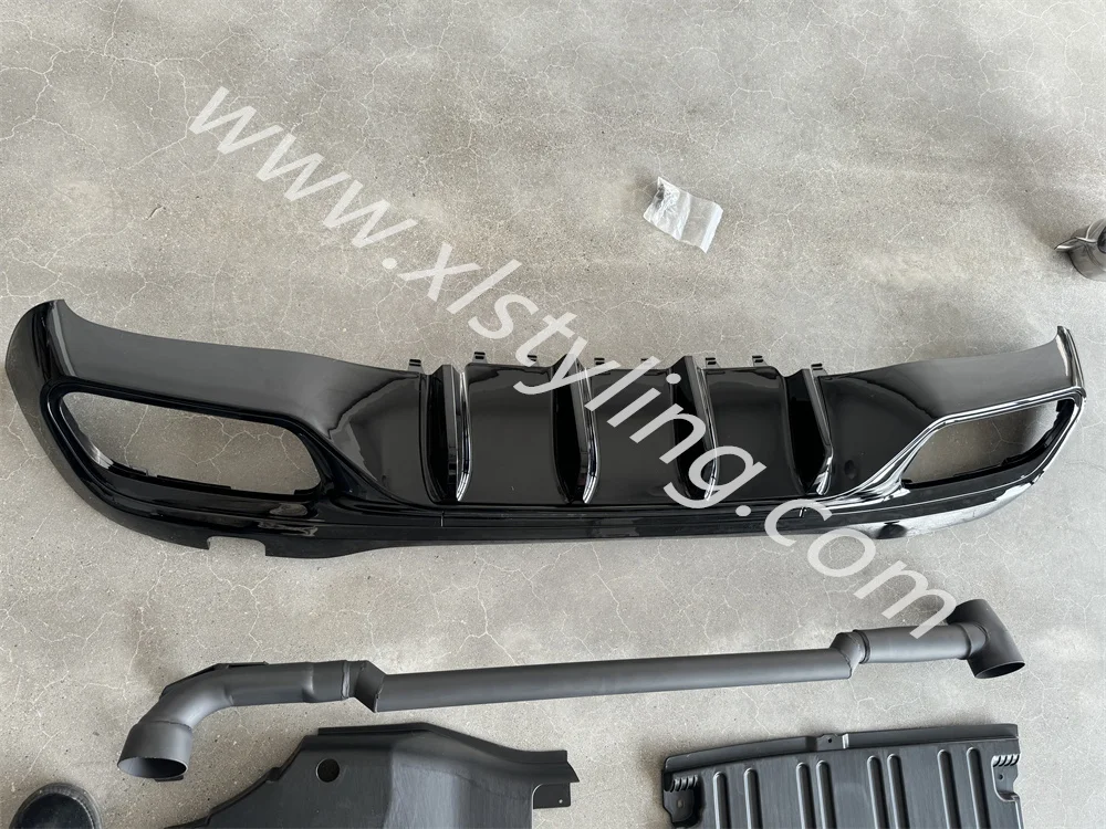 Body Kit For Mercedes Benz C-class W206 21+ AMG Front grill C63 rear diffuser with black tail exhaust pipes