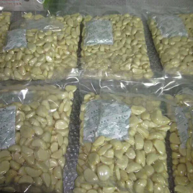 IQF Peeled Frozen Garlic High Quality