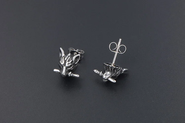 Antique 316L Stainless Steel Animal Wolf Sword Punk Gothic Earring for Men